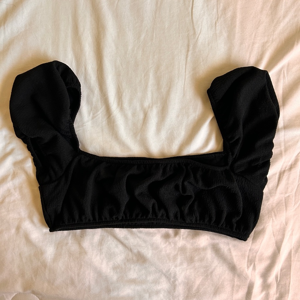 Black Puff Sleeve Crop Top